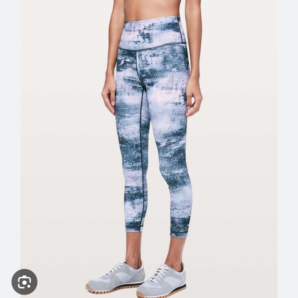 Lululemon Wunder Under HR 25" Size 6 Full-On Luxtreme Azurite Seashell Multi
